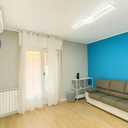 Capuanshome-intero Rome